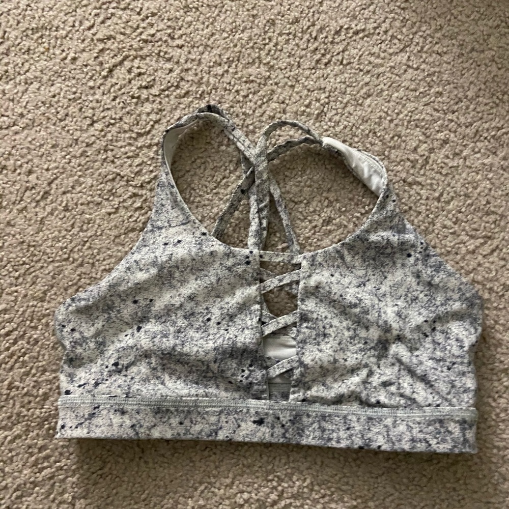 Lululemon bra